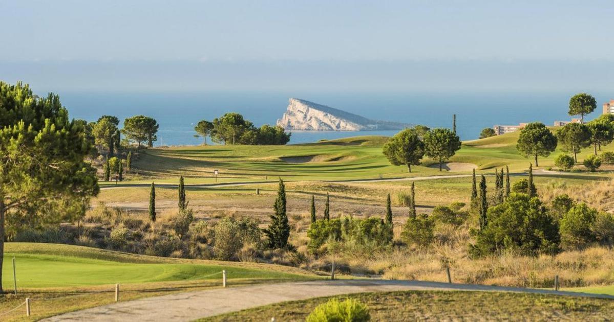 2 Bed Penthouse Apartment - Sea Views - Sleeps 4 Finestrat Exterior photo
